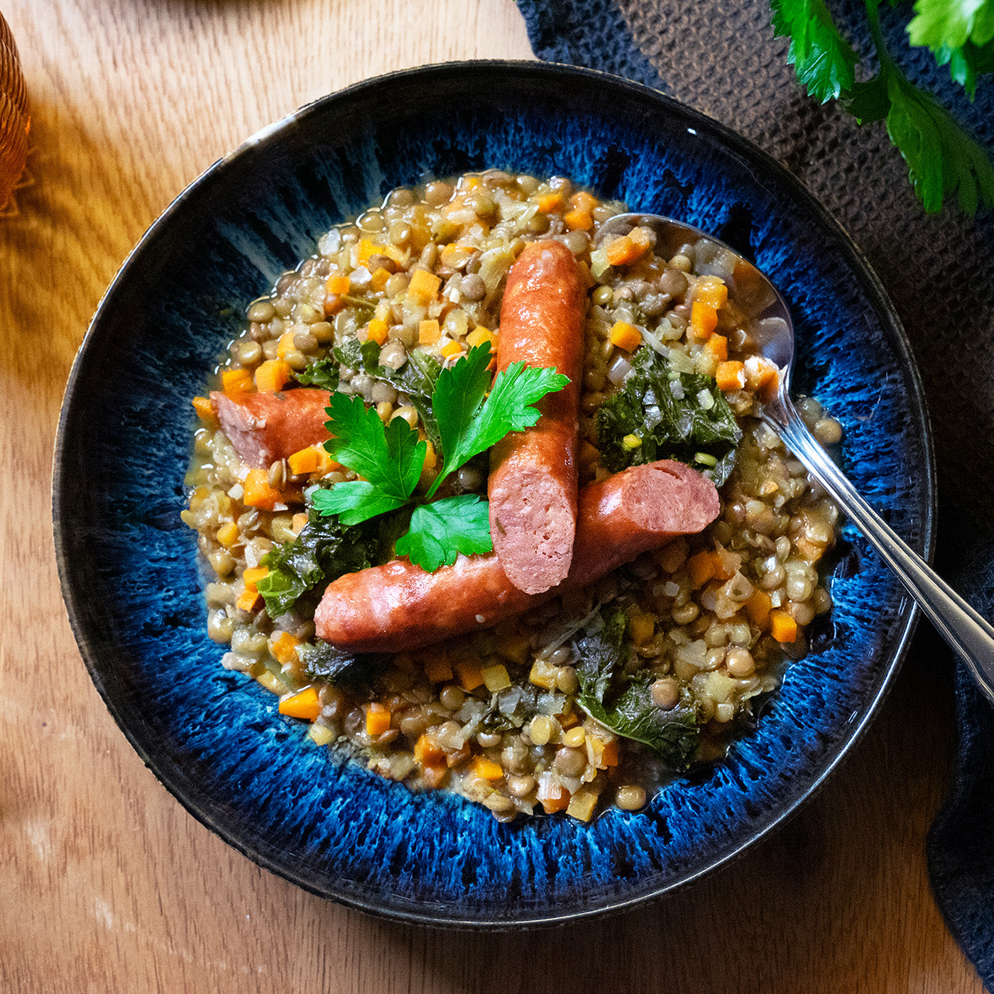 Lentil stew with salsiccia