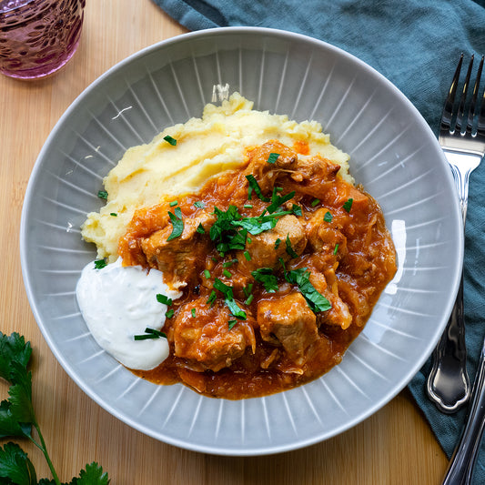 Szeged goulash with mashed potatoes