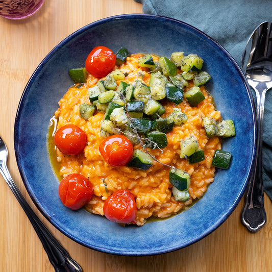 Tomato risotto with zucchini