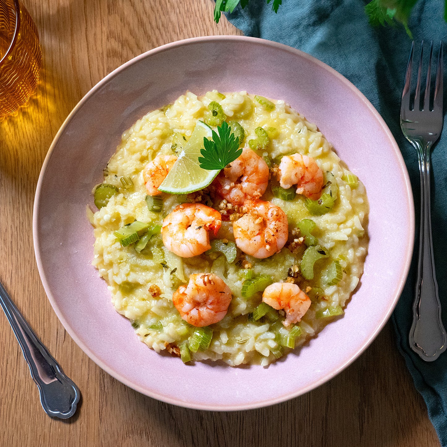 Risotto au citron avec crevettes de Selva et céleri en branches